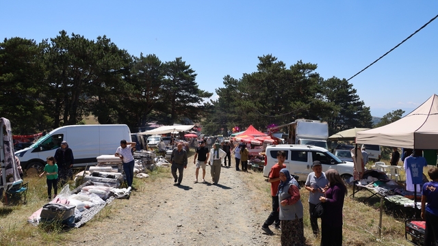 Bengü Yaylası'nda 30. yıl coşkusu: Gurbet ile sıla yeniden buluştu