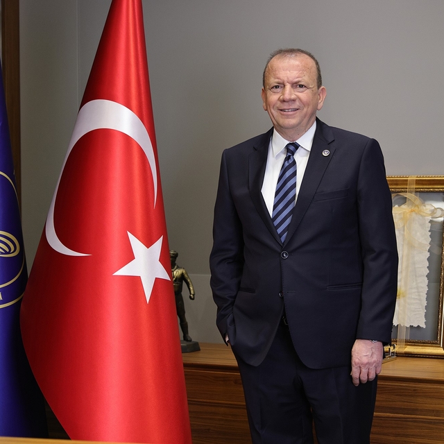 Matlı: "Milli iradenin ve demokrasinin yanında durmaya devam edeceğiz"