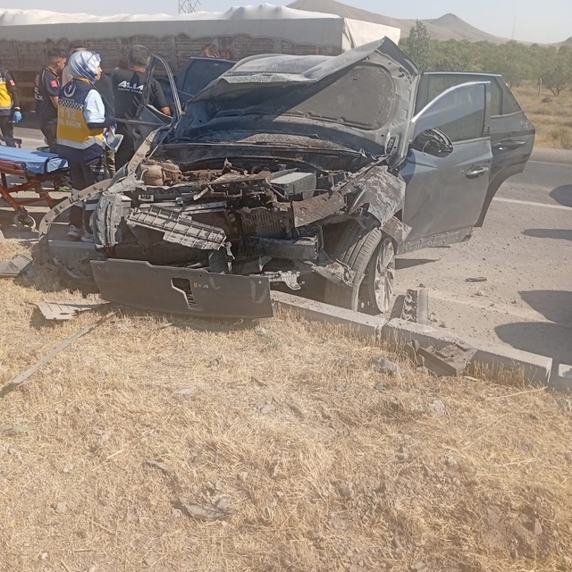 Karapınar'da trafik kazası: 4 yaralı