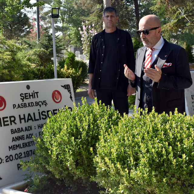 Dönemin Özel Kuvvetler Komutanı emekli Korgeneral Aksakallı, Ömer Halisdemi...