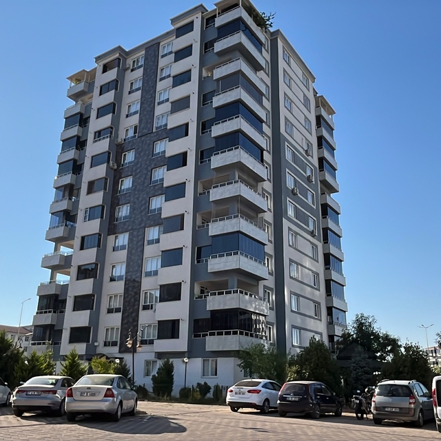 Gaziantep'te asansörde sıkışan yaşlı kadın hayatını kaybetti