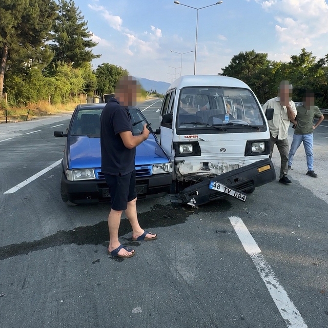 "Ceza yerine aracını yaptırayım" teklifinde bulunan alkollü sürücü polisi g...