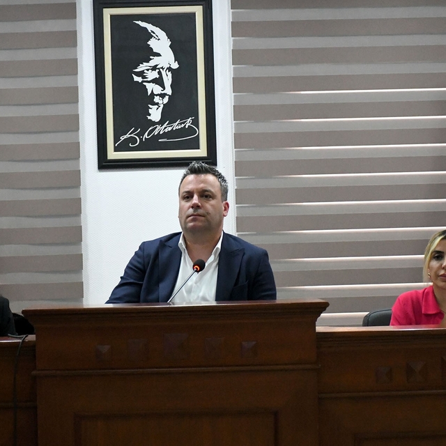 Başkan Vekili Demirtaş: "Özer Türk Stadı'ndaki süreç resmi teknik raporlar...