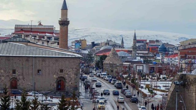Erzurum'da göçün en büyük nedenleri aile ve eğitim