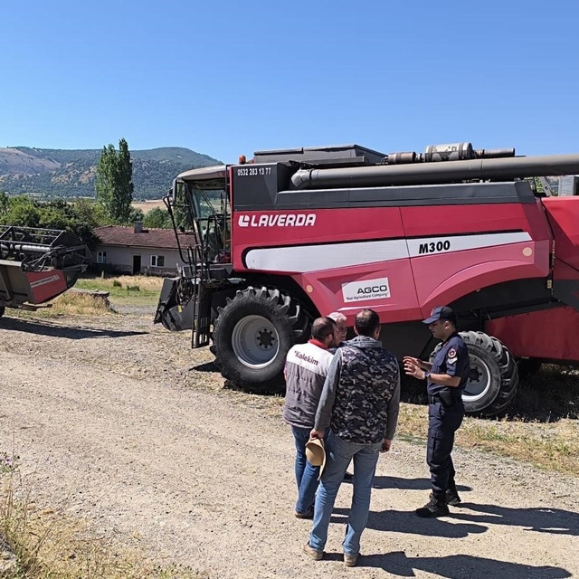 Jandarmadan hasat öncesi biçerdöver operatörlerine uyarılar