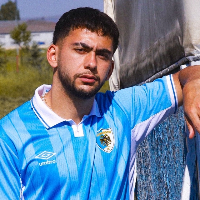 Erzurumspor FK, yeni sezonun "Gökbörü" formasını tanıttı