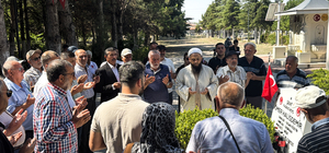 Şehadetinin 10'uncu yıl dönümünde Ömer Halisdemir'in kabrine ziyaretçi akın...