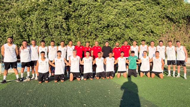 Gaziemir Spor sahaya indi
