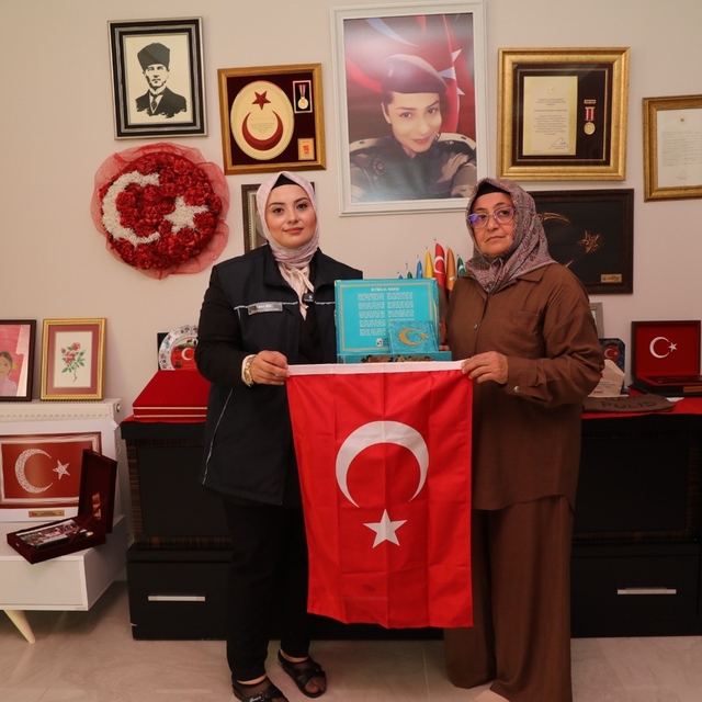 Hatay Büyükşehir Belediyesi'nden 15 Temmuz Şehitlerine vefa
