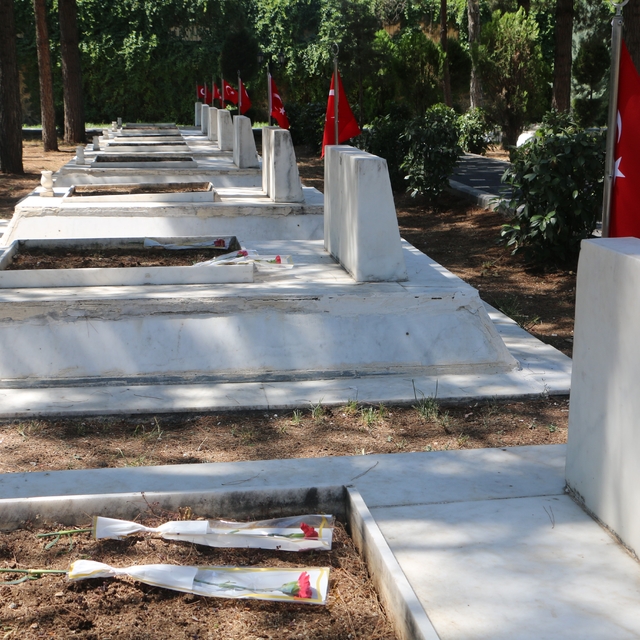 Diyarbakır Hava Şehitliğinde 15 Temmuz anma programı