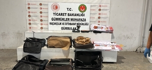 Gürbulak'ta oyuncak gitarın içinden uyuşturucu çıktı, tırda morfin ele geçi...