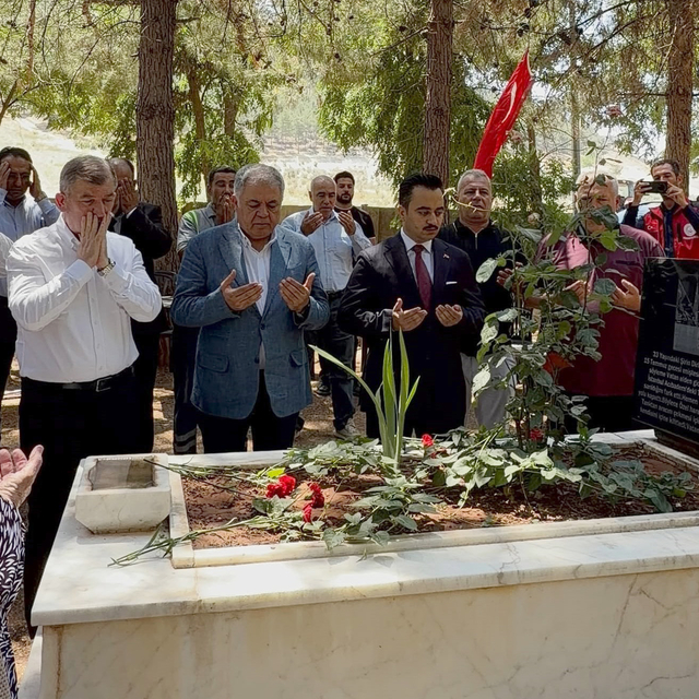 15 Temmuz şehidi Şirin Diril, mezarı başında anıldı