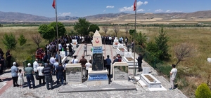 Edebük Şehitliği'nde 15 Temmuz anması