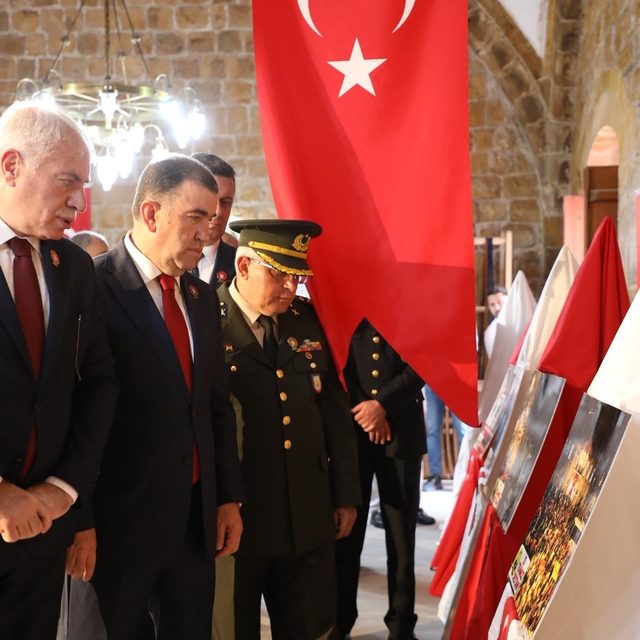 Bayburt'ta 15 Temmuz konulu fotoğraf sergisi açıldı