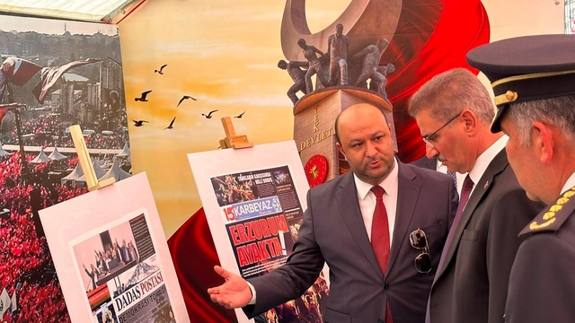Genç iletişimciler 15 Temmuz ruhunu manşetlere taşıdı
Erzurum'da duygu dolu sergi; Öğrencilerin 15 Temmuz manşetleri gururlandırdı