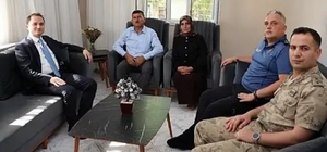 Kurtalan Kaymakamı Başara şehit aileleriyle görüştü