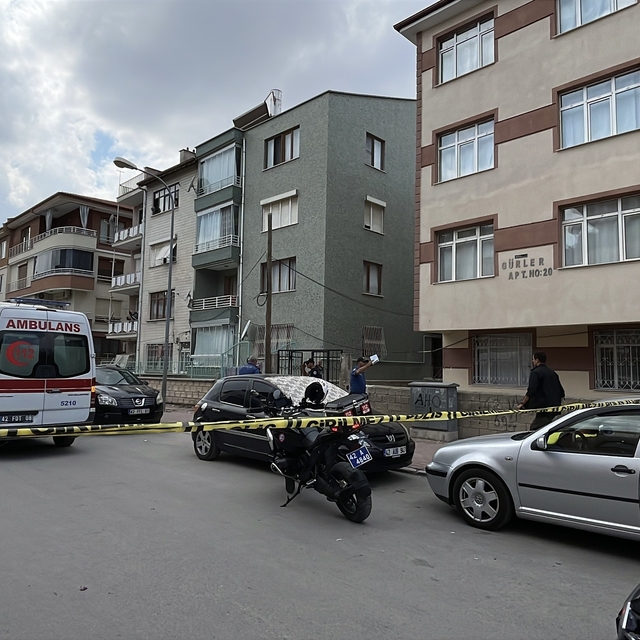 Üvey annesini ve kız kardeşini öldüren zanlı tutuklandı