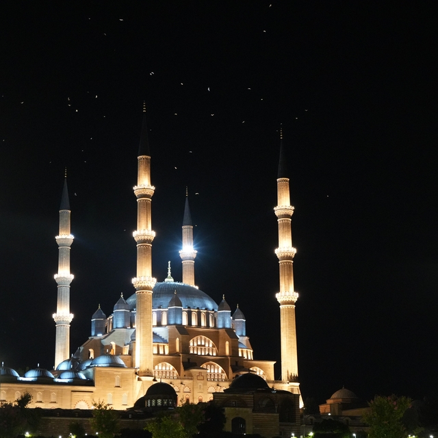 Selimiye Camii'nden yükselen selalar 15 Temmuz şehitleri için okundu