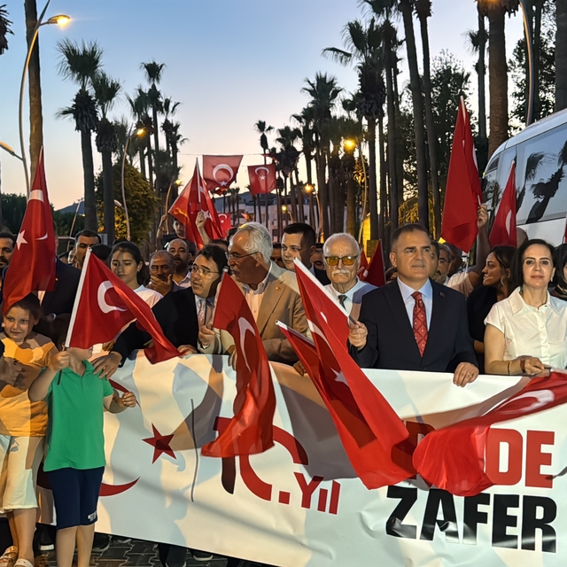 Marmaris'te 15 Temmuz şehitleri dualarla anıldı