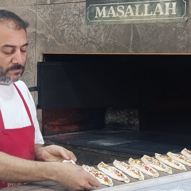 Kavurucu sıcakta ekmek mesaisi