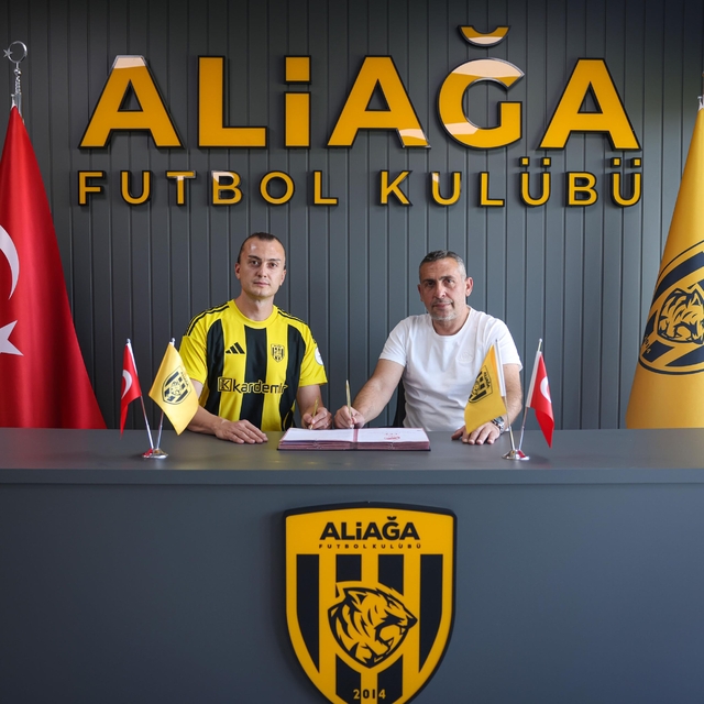 Aliağa FK'dan iki imza