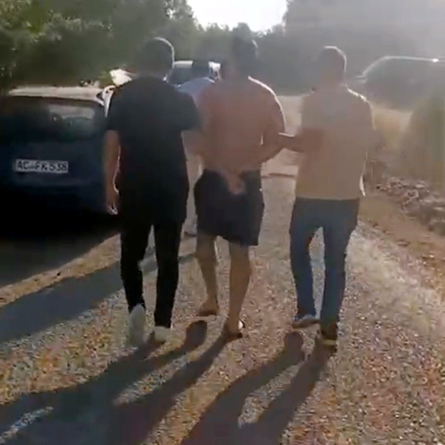 31 yıl hapisle aranan hükümlü yakalandı, komşusuna 'Ufak bir cezam var da e...