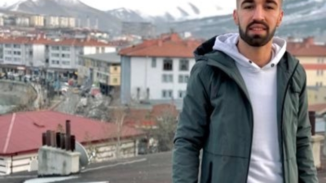 Kaybolduğu Yunanistan'da kamera görüntüleri ortaya çıkan Taner'in ailesinden yardım talebi