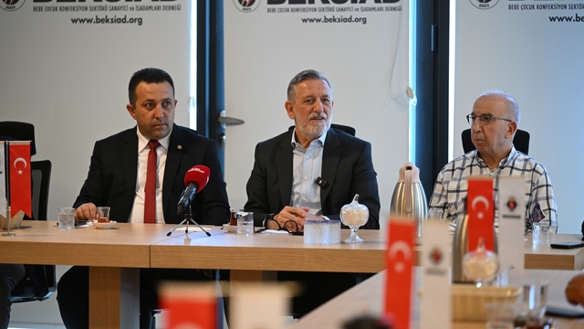 Başkan İbrahim Burkay BEKSİAD üyeleriyle bir araya geldi