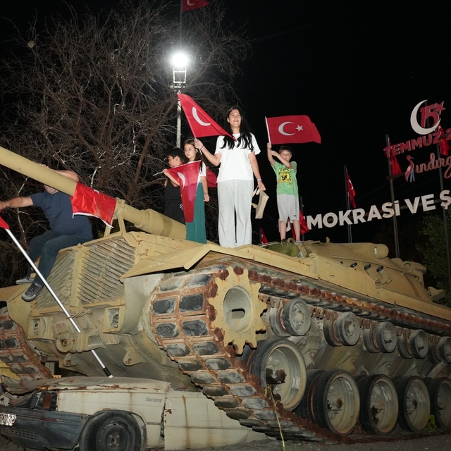 Sındırgı'da 15 Temmuz'da kortej yürüyüşü düzenlendi