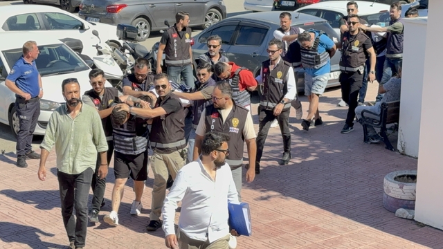 Bitez'deki cinayet soruşturmasında 7 şüpheli adliyeye sevk edildi
