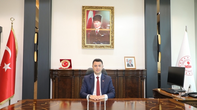 Başkale Kaymakamı Cihangir göreve başladı