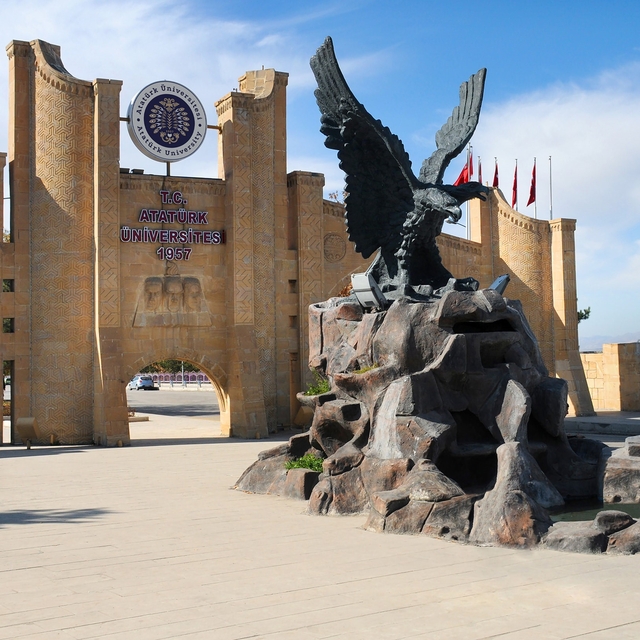 Atatürk Üniversitesi, bilimsel etkide Türkiye'nin zirvesinde