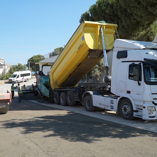 Balıkesir Büyükşehirden 20 ilçede yol seferberliği