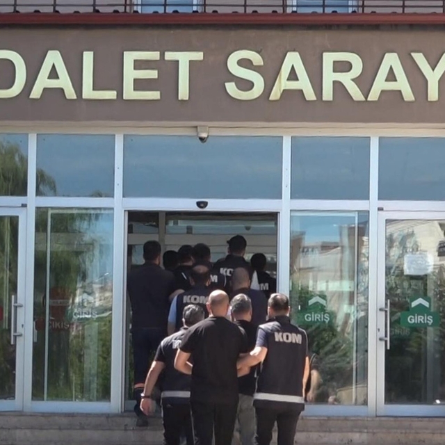 Sivas merkezli 4 ilde tarihi eser kaçakçılığı operasyonu, 18 şüpheli gözalt...