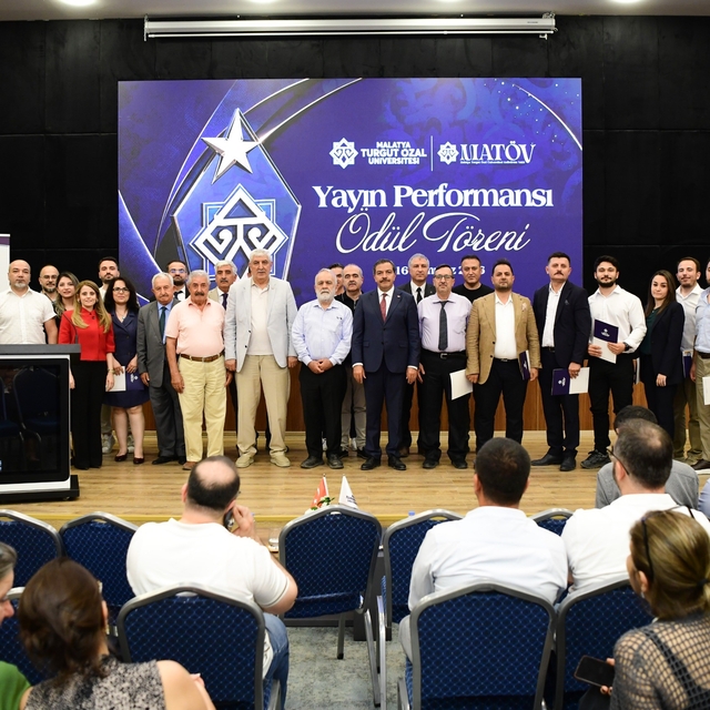 MTÜ'de akademik kurul toplandı, başarılı akademisyenler ödüllendirildi