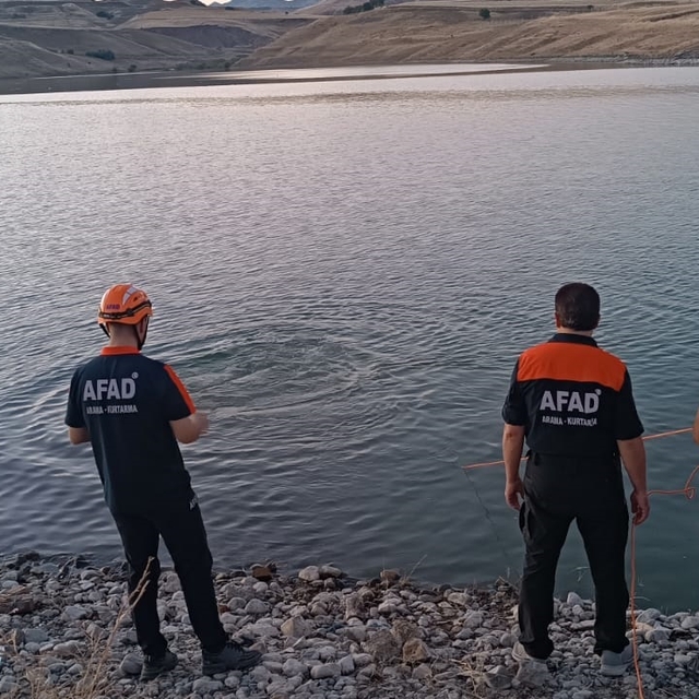 Baraj gölünde boğulan Arda'nın cansız bedenine ulaşıldı