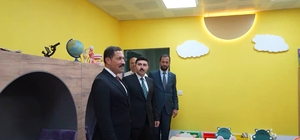 Yayladağı ilçe halk kütüphanesi hizmete açıldı