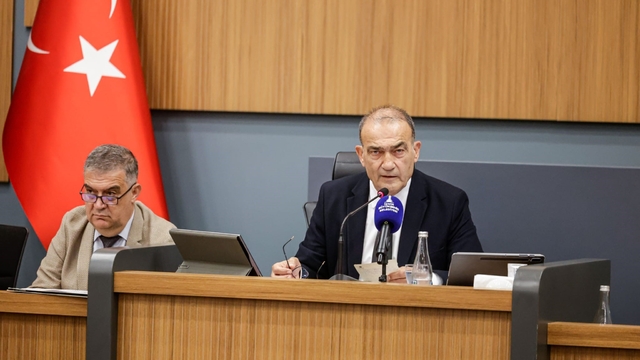 Uzundere iddialarına karşı hukuki açıklama: "Belediyemizin kaybettiği kira davası yok"