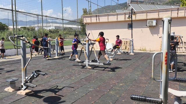 Hafızlık öğrencileri yeşil sahada moral depoladı
