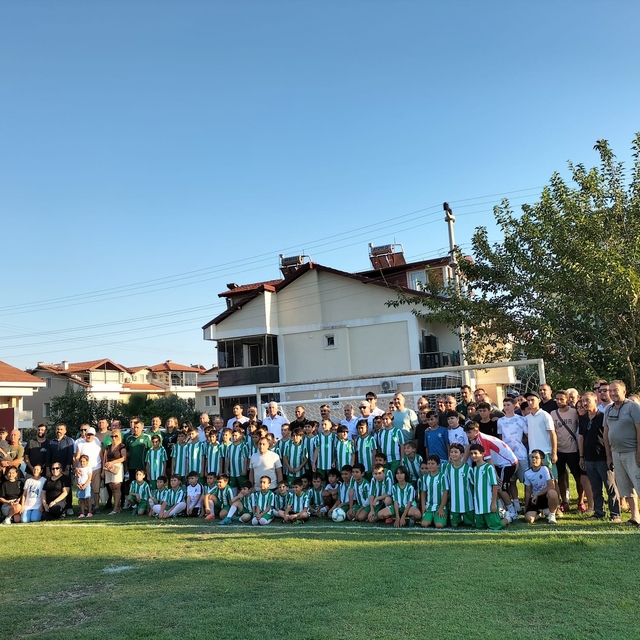 Köyceğiz Muğlaspor Futbol Okulu törenle açıldı