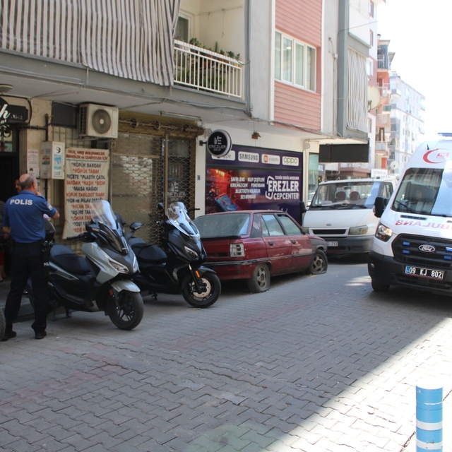 Ailesi öldü sandı, yaşlı kadın hastaneden çıktı