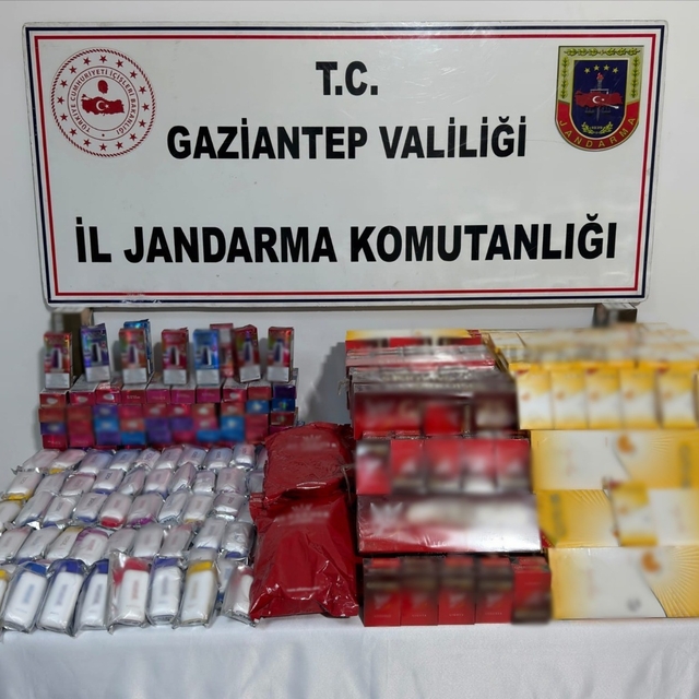 Gaziantep'te 1 milyon TL değerinde kaçak malzeme ele geçirildi: 3 gözaltı