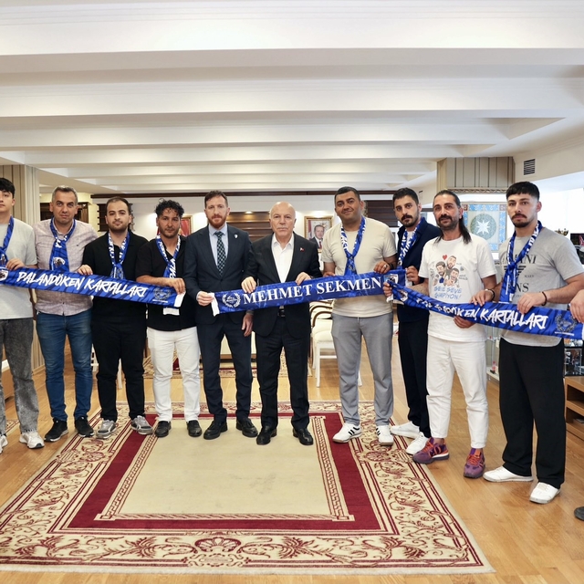 Erzurumspor taraftar gruplarından Başkan Sekmen'e ziyaret