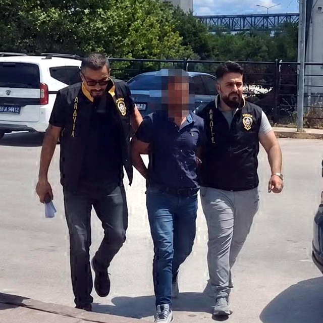 'Yüksekten düştü' diye hastaneye götürülen kadını, eşi keserle yaralamış