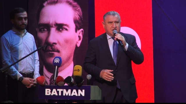 Bakan Bak: 'Terörsüz Türkiye' projesinde sporun birleştirici gücünü kullanacağız