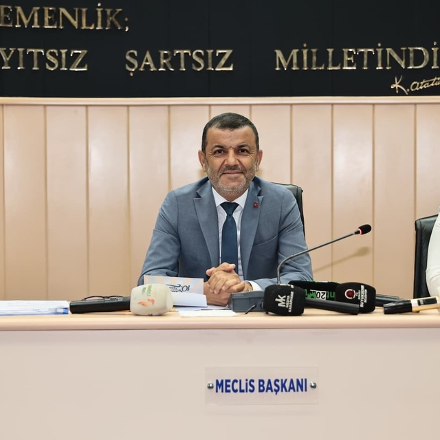 Denizli Büyükşehir Meclisi'nden öğrenci ve ailelere üçlü destek paketi