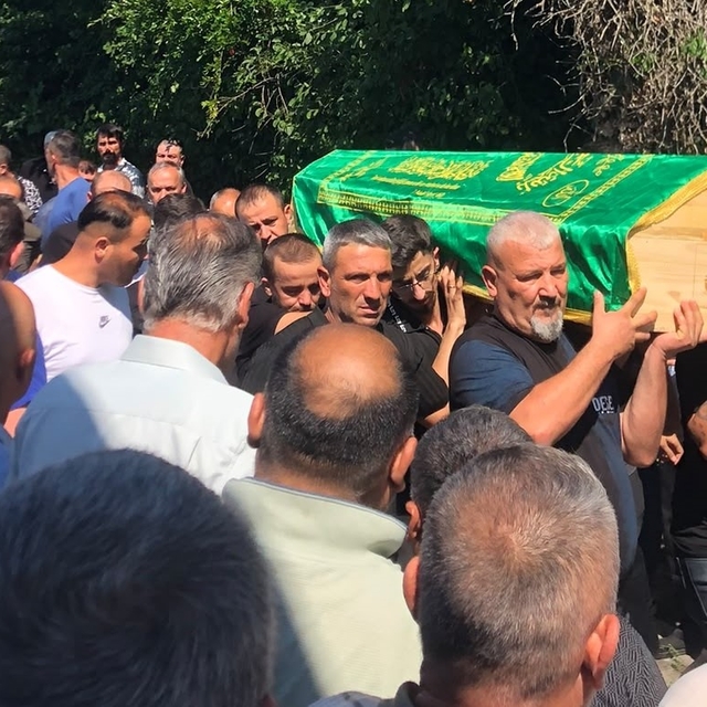 İstanbul'da kazada ölen genç, Zonguldak'ta son yolculuğuna uğurlandı