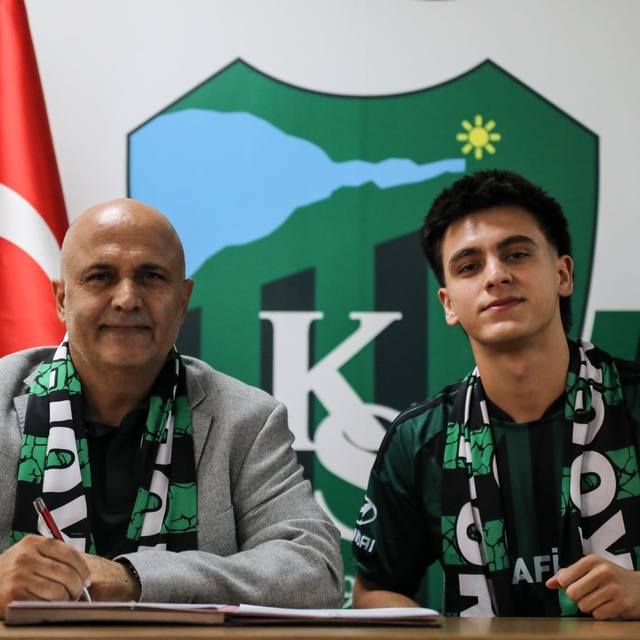 Kocaelispor, Haydar Karataş'ı 4 yıllığına renklerine bağladı