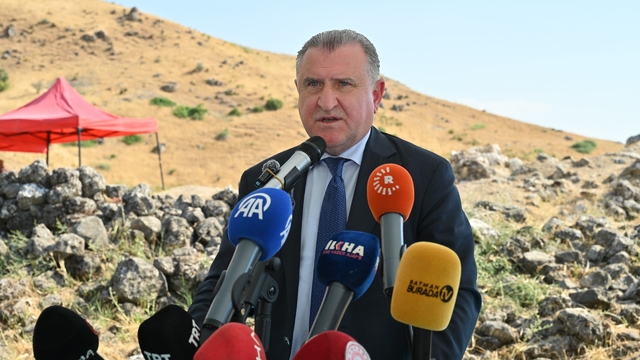 Bakan Bak: 'Terörsüz Türkiye' projesinde sporun birleştirici gücünü kullanacağız (2)