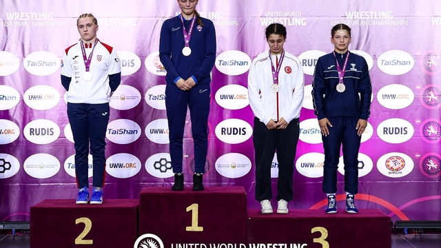 BARÜ'lü sporculardan Avrupa Güreş Şampiyonası'nda 2 madalya